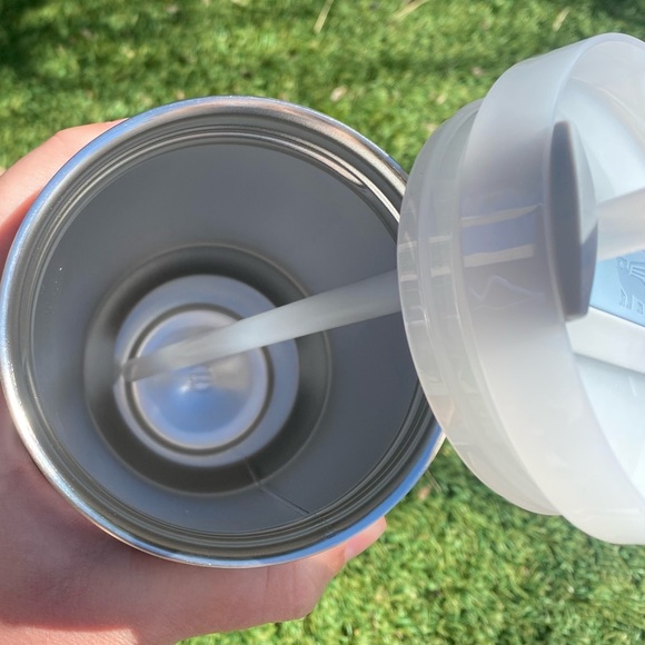 Stanley FOG 40 oz. Quencher H2.0 FlowState Tumbler - Picture 7 of 7